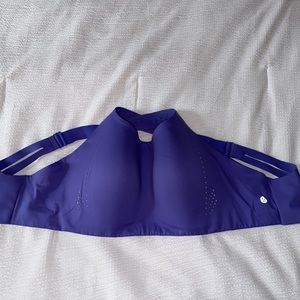 💜 Lululemon sports bra 💜